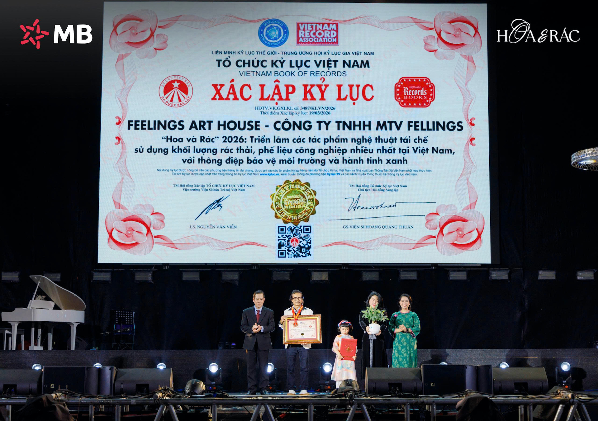 MB đồng hành cùng “Hoa và Rác” 2026, lan tỏa lối sống xanh qua nghệ thuật tái chế
